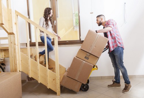 Woodsidepark business using mobile self storage for inventory